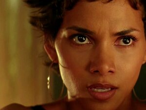 Halle Berry Boobs porno y videos de sexo en alta calidad en ...