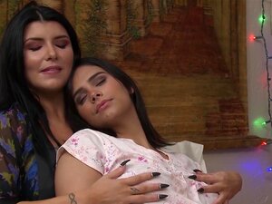 Mom Lesbian Hd - Porno @ RueNu.com