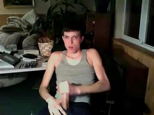 Hot Gay Boys porno e video di sesso in alta qualità su AmorePorno.com