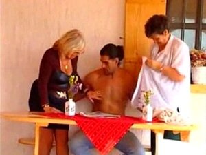 Fette Geile Oma - Free Online Porn - AwePorn.com
