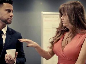 Vieux Et Jeune Bureau - Porno @ RueNu.com