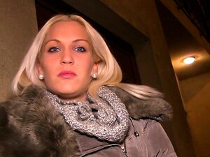 Fake Public Agent - Porno @ RueNu.com