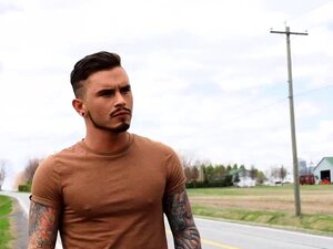 Gay Bromo - Porno @ RueNu.com