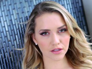 Blonde Babe Mia Malkova Gets Deeply Poked By Monster Cock