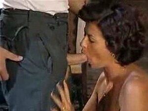 Deborah Bianchini porno e video di sesso in alta qualità su ...