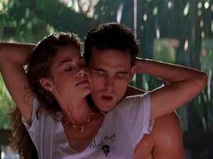 Denise Richards Hot porno y videos de sexo en alta calidad en ...