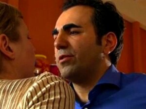 Özlem Conker Turkish - Porno @ RueNu.com