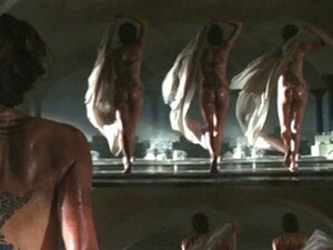Sarah Manzoni Nuda porno e video di sesso in alta qualità su ...