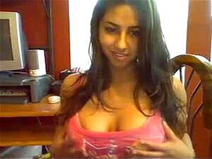 Bees Latina Sex Videos - Latina Bebe porn & sex videos in high quality at RunPorn.com