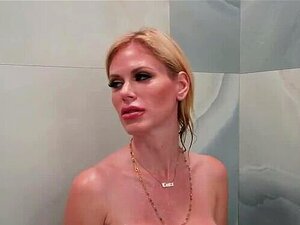 Tally Berry - Porno @ RueNu.com