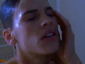Hilary Duff Nude porno y videos de sexo en alta calidad en ...