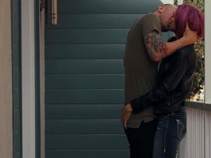 Anna Bell Peaks - Porno @ RueNu.com