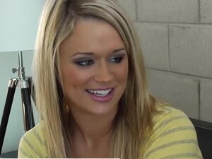 Naughty America Heather Starlet pieprzy sugardaddy, aby pomóc w college'u