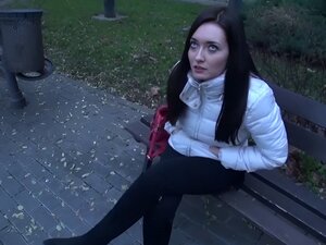 Cztery Amatorki dziewczyny kurwa publicznie na zakupy za darmo. Cztery amatorskie dziewczyny ruchają się publicznie na zakupy za darmo